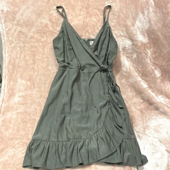 Altar'd State | Dresses | Alterd State Green Tie Up Dress | Poshmark